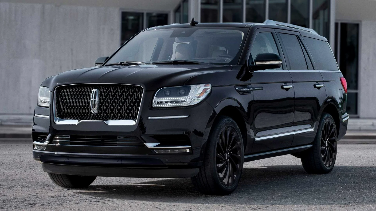 Chauffeured arrival — travel service moment from Legend’s original collection
